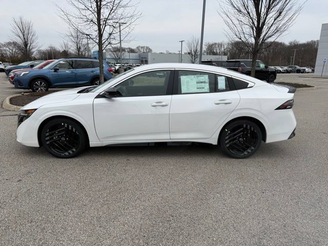 New 2026 Nissan Sentra SR w/ Floor Mat Package FWD image 7