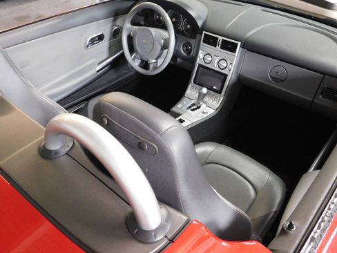 Used 2005 Chrysler Crossfire Limited image 20
