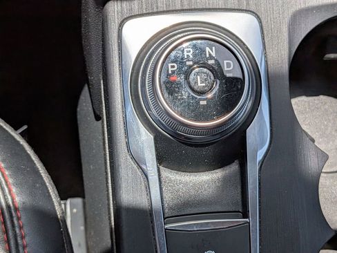 Used 2025 Ford Escape ST-Line AWD/4WD image 19