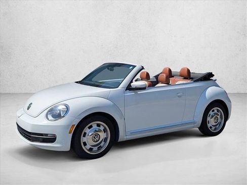 Used 2015 Volkswagen Beetle 1.8T image 8