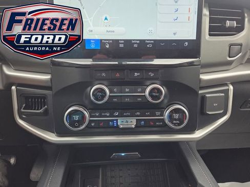 Used 2024 Ford Expedition Max XLT AWD/4WD image 22
