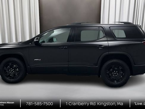 Used 2022 GMC Acadia AT4 w/ Technology Package AWD/4WD image 8