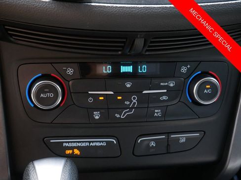 Used 2017 Ford Escape SE AWD/4WD image 22