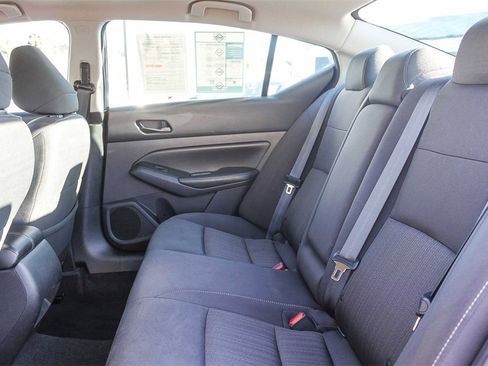 Used 2024 Nissan Altima 2.5 SV image 23