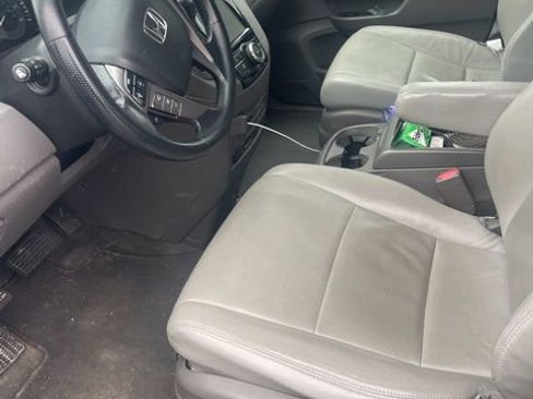 Used 2016 Honda Odyssey SE image 13