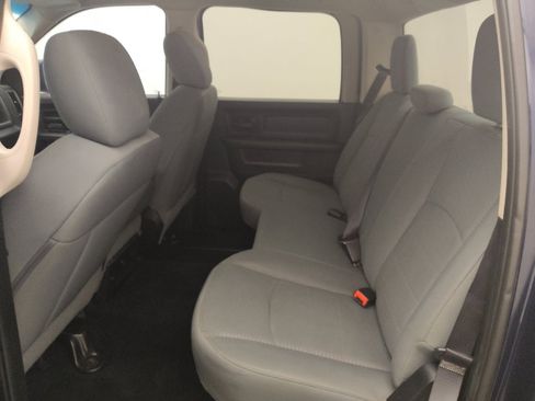 Used 2014 RAM 1500 Express RWD image 18