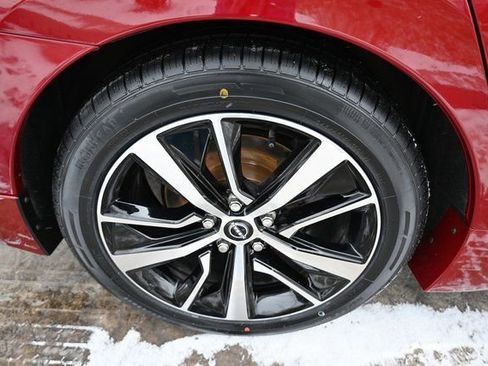 Used 2023 Nissan Maxima SL image 12