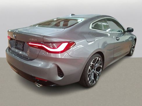 Used 2025 BMW 430i xDrive Coupe w/ Premium Package image 4