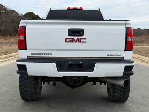 Used 2016 GMC Sierra 2500 Denali w/ Duramax Plus Package image 5