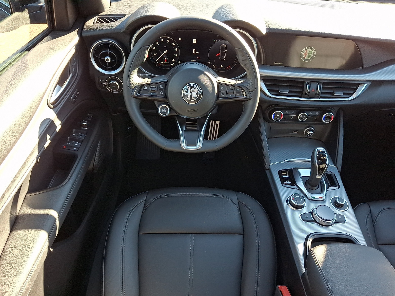 New 2026 Alfa Romeo Stelvio Sprint AWD/4WD image 7