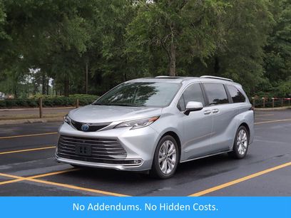 Used 2021 Toyota Sienna Platinum