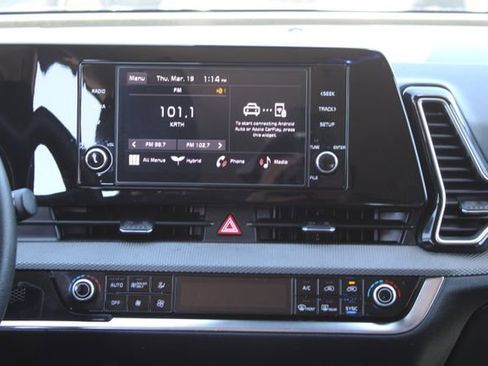 Used 2023 Kia Sportage LX image 16