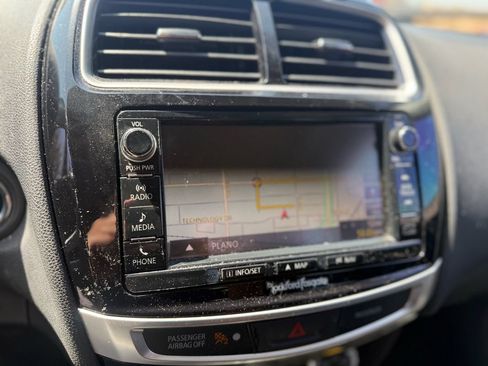 Used 2016 Mitsubishi Outlander Sport GT FWD image 9