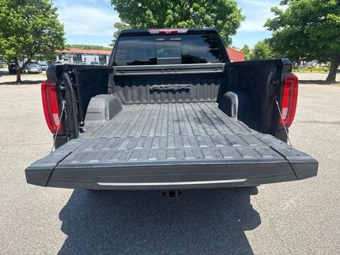 Used 2023 GMC Sierra 1500 AT4X AWD/4WD image 19