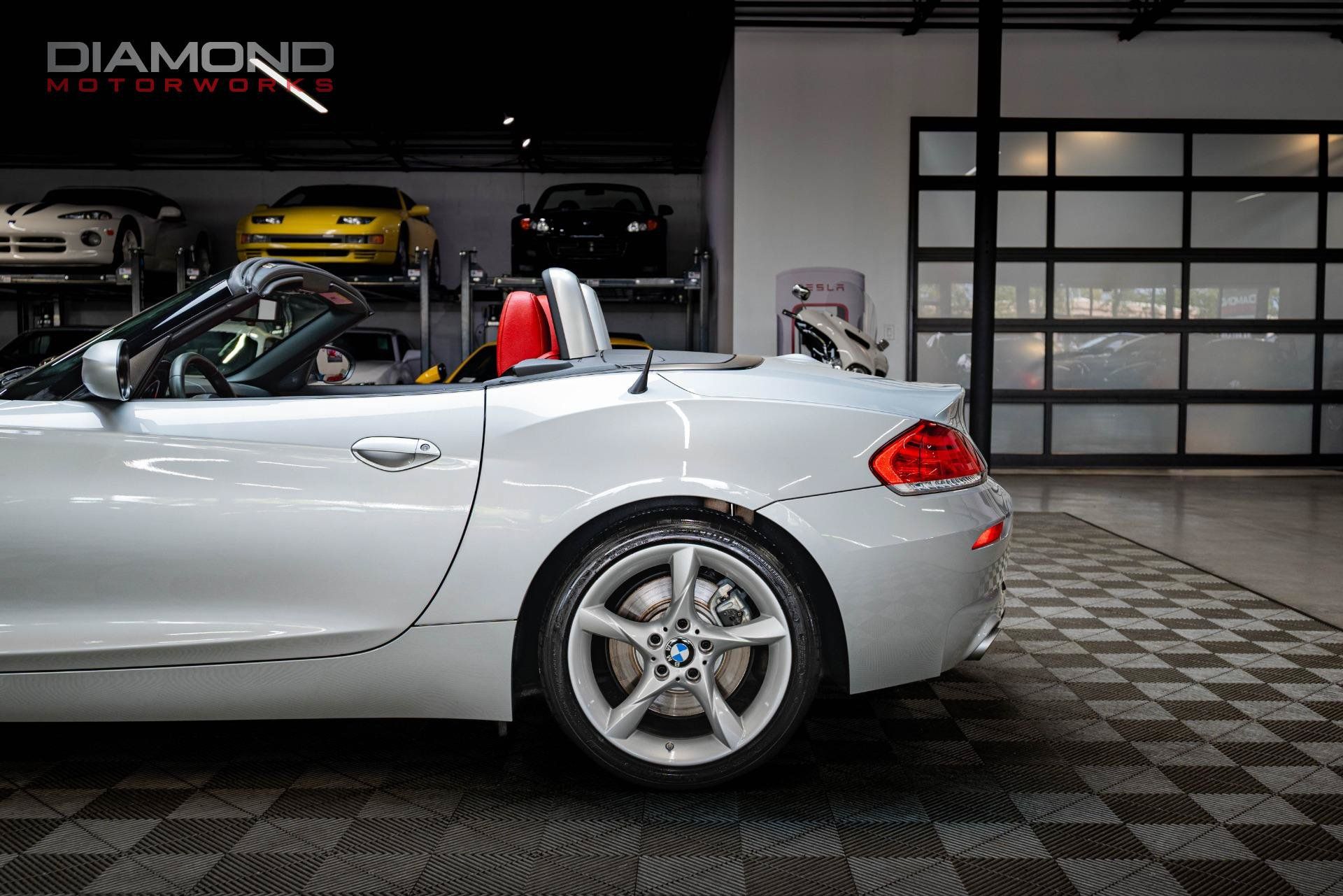 Used 2015 BMW Z4 sDrive35is RWD image 14