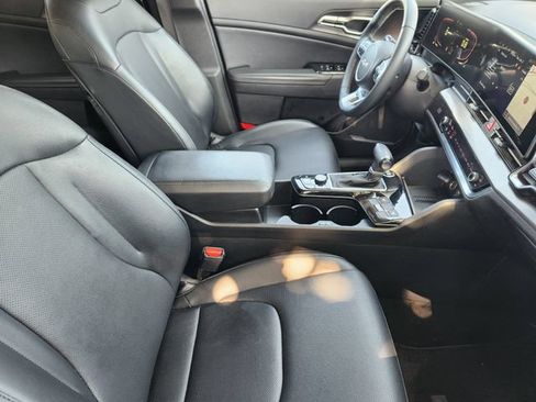 Used 2023 Kia Sportage EX FWD image 14