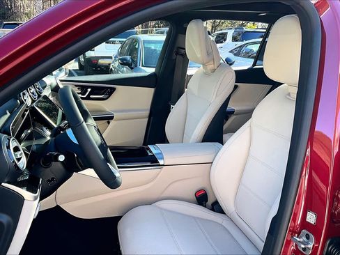 Used 2026 Mercedes-Benz GLC 300 GLC 300 image 16