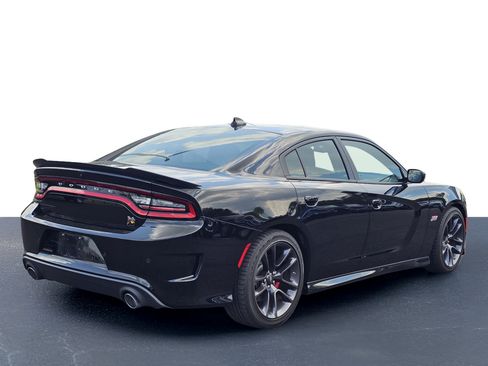 Used 2022 Dodge Charger Scat Pack RWD image 9