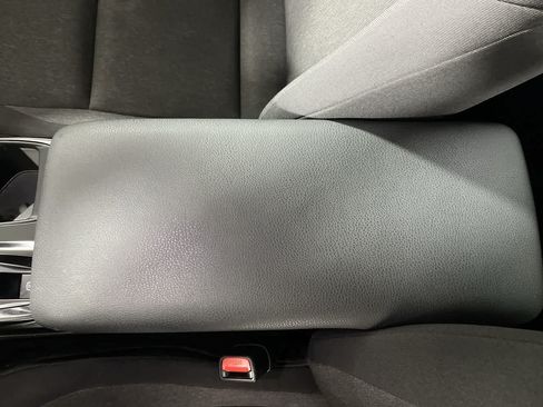 Used 2025 Toyota Camry LE FWD image 22