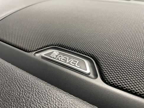 Used 2023 Lincoln Corsair Reserve w/ Equipment Group 202A image 32