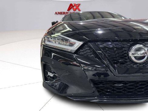 Used 2021 Nissan Maxima SR w/ Sport Mat Group FWD image 12