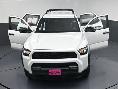 Used 2026 Toyota 4Runner TRD Off-Road Premium AWD/4WD image 28
