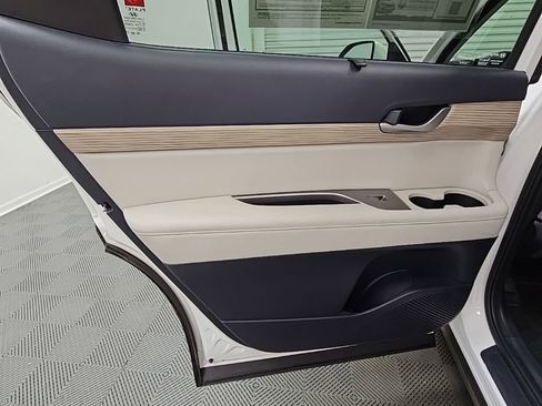 Used 2021 Hyundai Palisade SEL w/ Premium Package image 36