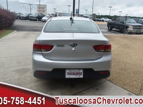 Used 2018 Kia Rio S FWD image 8