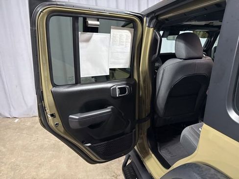 Used 2025 Jeep Wrangler Unlimited Sport AWD/4WD image 24