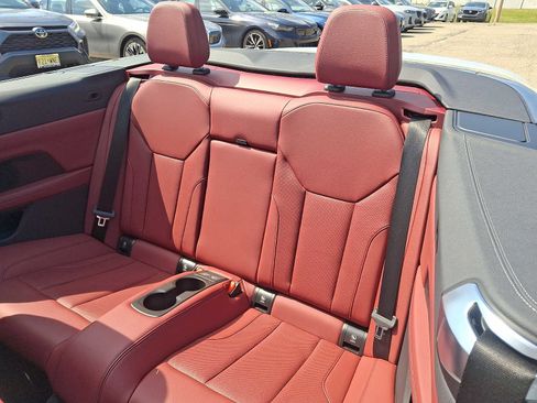 Used 2023 BMW 430i xDrive Convertible w/ M Sport Package image 10