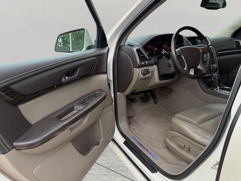 Used 2015 GMC Acadia Denali AWD/4WD image 18
