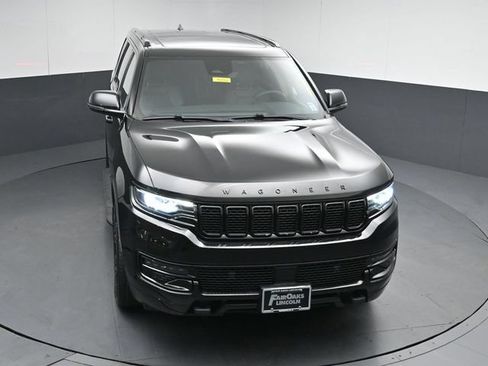 Used 2023 Jeep Wagoneer Series II AWD/4WD image 46
