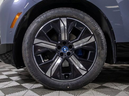 Used 2023 BMW iX xDrive50 w/ Sport Package image 38