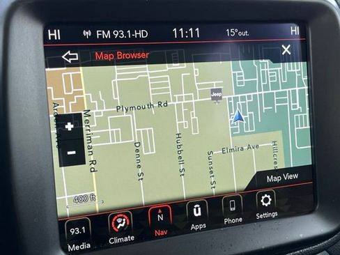 Used 2023 Jeep Renegade Latitude image 14