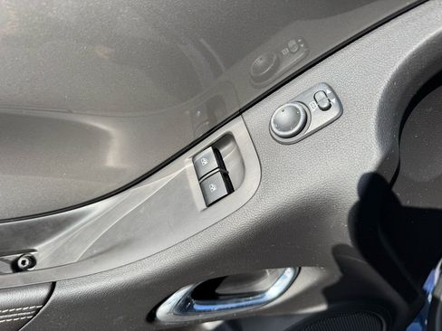 Used 2011 Chevrolet Camaro LT w/ Silver Stripe Package image 10