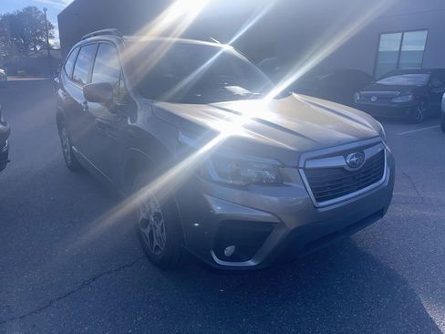 Used 2021 Subaru Forester Premium image 1