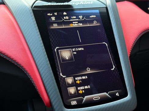 Used 2024 Lamborghini Revuelto AWD/4WD image 17