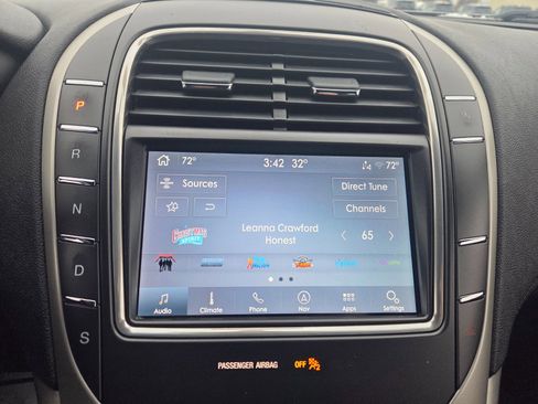 Used 2020 Lincoln Nautilus Premier w/ Equipment Group 101A image 14