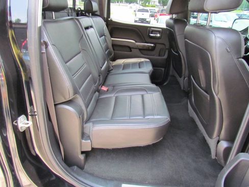 Used 2015 GMC Sierra 2500 Denali w/ Duramax Plus Package AWD/4WD image 14