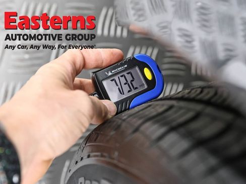 Used 2025 Nissan Altima 2.5 SV image 29