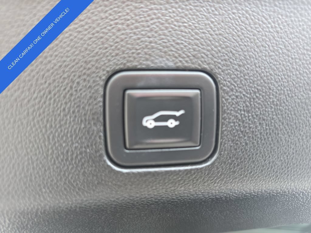 Certified 2023 GMC Yukon XL Denali Ultimate AWD/4WD image 15