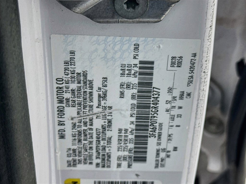 Used 2016 Ford Fusion SE w/ Equipment Group 202A AWD/4WD image 42