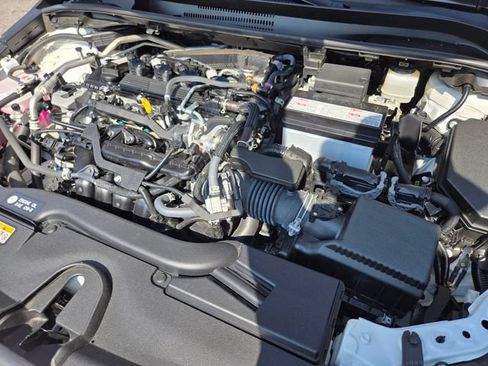 Used 2025 Toyota Corolla SE FWD image 22