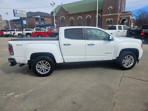 Used 2016 GMC Canyon SLT w/ Driver Alert Package image 5