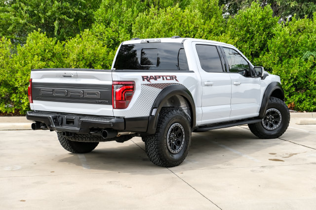 Used 2025 Ford F150 Raptor AWD/4WD image 8