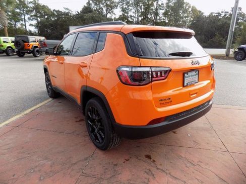 New 2026 Jeep Compass Latitude w/ Sun and Sound Group image 6