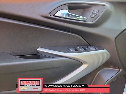 Used 2025 Chevrolet Trax RS w/ Driver Confidence Package image 20