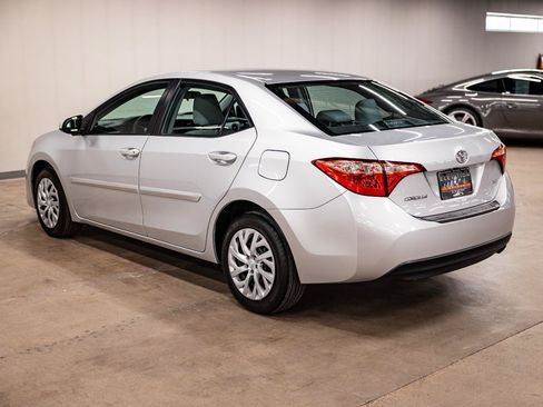 Used 2017 Toyota Corolla LE w/ Body Protection Package FWD image 21