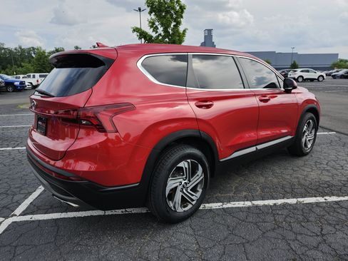 Used 2022 Hyundai Santa Fe SE w/ Cargo Package FWD image 15