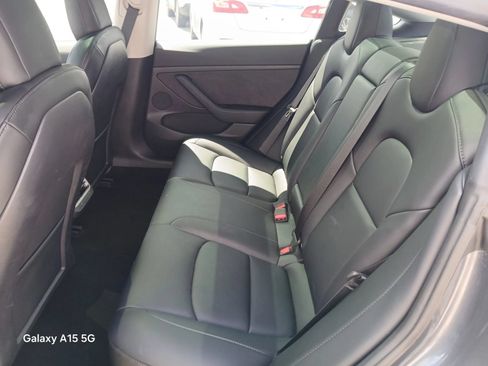 Used 2022 Tesla Model 3 Long Range AWD/4WD image 13